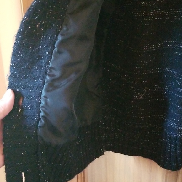 Piper girl's black fur/silver tinsel hooded vest - Picture 2 of 7